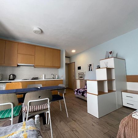 Enjoy Travel Cute Studio Apartment Tirana Buitenkant foto